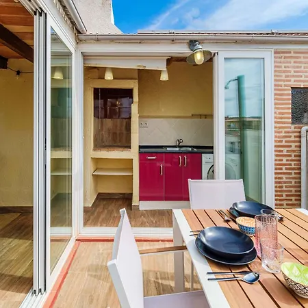 Esencia Del Arenal By Rock Apartment *